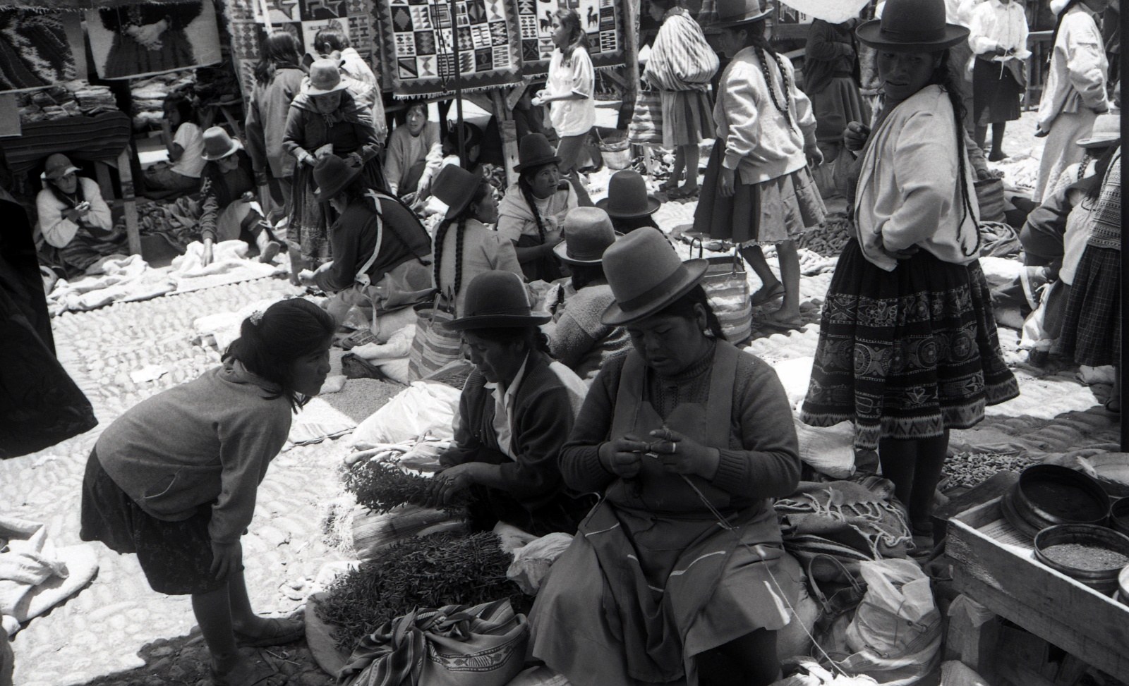 Pisac, Sunday's market